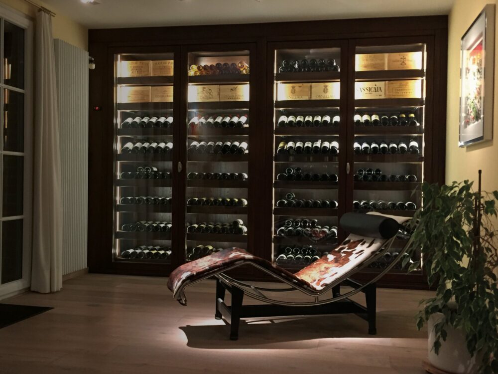 Cave à vin équipée d'un climatiseur Winemaster Connect